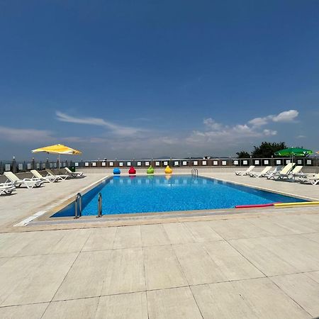 Double Royal Hotel Kocaeli Esterno foto