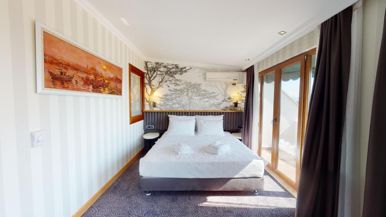Double Royal Hotel Kocaeli Esterno foto