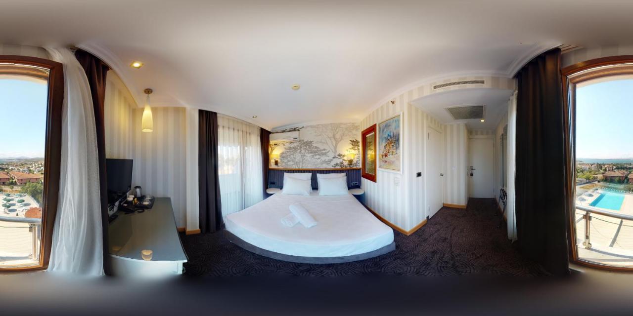 Double Royal Hotel Kocaeli Esterno foto