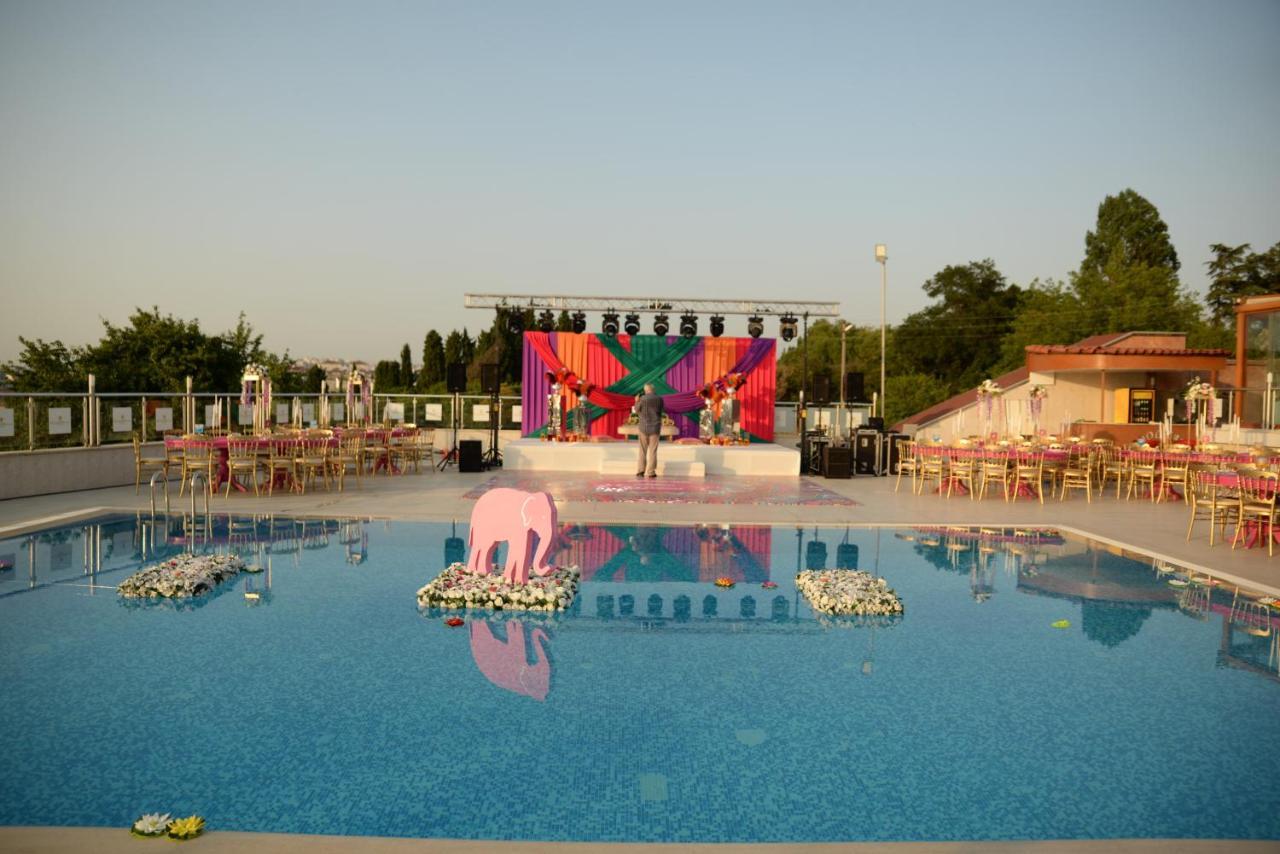 Double Royal Hotel Kocaeli Esterno foto