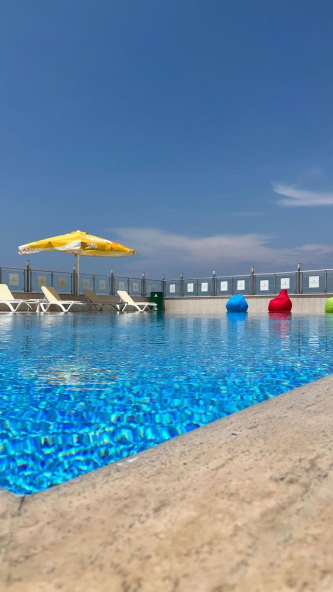 Double Royal Hotel Kocaeli Esterno foto