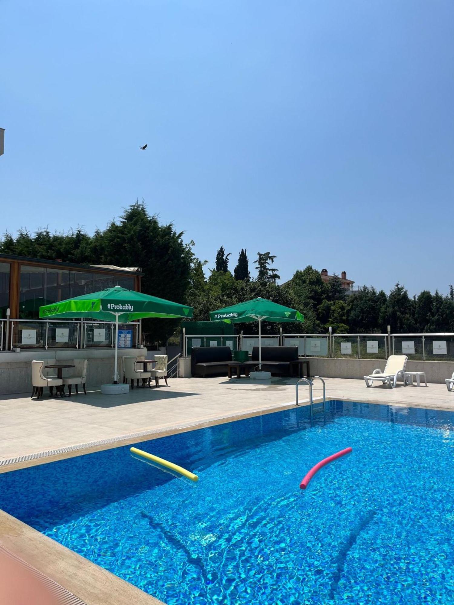 Double Royal Hotel Kocaeli Esterno foto